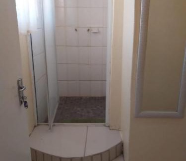 Otjozondjupa Region Hotel | Cozy Selma Shikongo Guesthouse – Pet Friendly & Breakfast