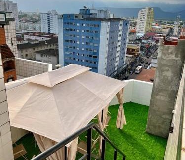 Ocian Apartment | Relaxing Duplex Oceanfront Retreat in Praia Grande
