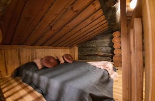 Rukatunturi Apartment | Rustic Pyry Log Cabin at Ruka - Family and Pet Friendly