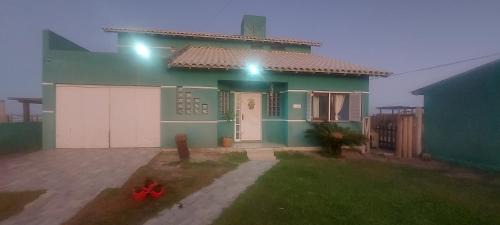 Cidreira House | Beachfront Casa a Beira Mar: Family-Friendly Escape