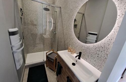 Chatel-Guyon Apartment | Explore Boa Vida: Pet-Friendly Retreat with Top Ratings