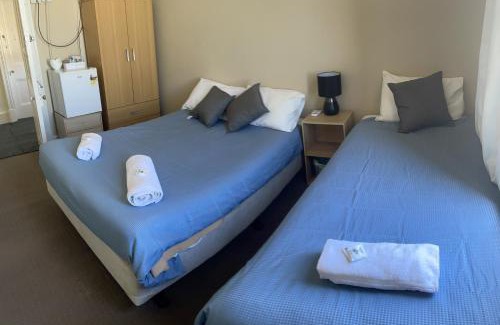 Collie Hotel | Pet-Friendly Getaway at The Colliefieds with Breakfast