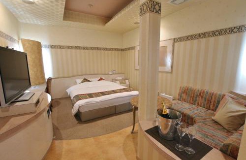 Toyama Hotel | Discover Hotel Centriver: Breakfast Included for Value Seekers