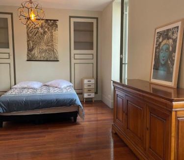 Chalon-sur-Saone Apartment | Pet-Friendly Retreat at Le Vuitton: Rated 10/10 by Guests