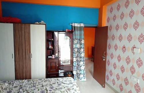 Uchiyarda Apartment | Cozy Smriti Niwas - Perfect for Pet Lovers on a Budget