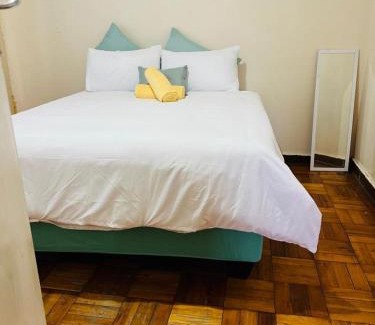 Ladysmith House | Cozy Zuke Guest House with Breakfast & Family-Friendly Vibes