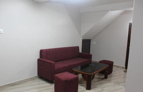 Turuk Bed & Breakfast | Child-Friendly Retreat at Kalash Villa with Kitchen Access