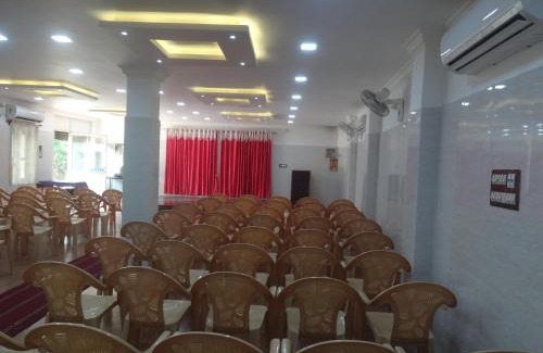 Moratandi Hotel | Budget-Friendly Stay at Paradise Greenday Residency