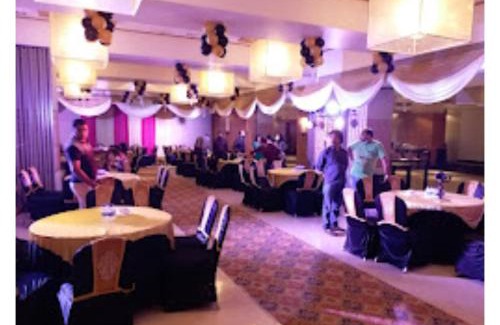 Amarnath Hotel | Discover Hotel Krishna Palace Ambernath with Breakfast Included