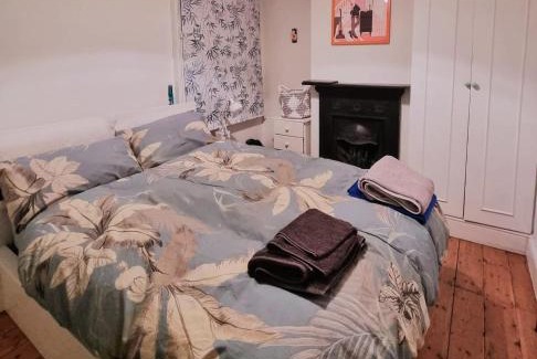 Larkhall Apartment | Inviting 1 Bedroom Flat - Guest Rated 10/10 Experience