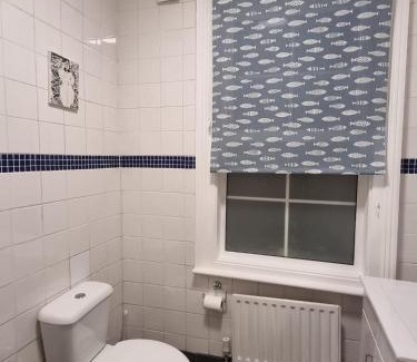 Larkhall Apartment | Inviting 1 Bedroom Flat - Guest Rated 10/10 Experience