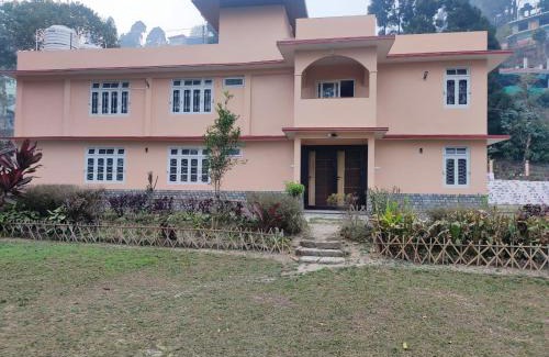 Turuk Bed & Breakfast | Child-Friendly Retreat at Kalash Villa with Kitchen Access