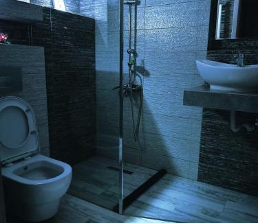 Kosovo Hotel | Cozy Metro Hotel Brezovica: Pet-Friendly & Family Approved