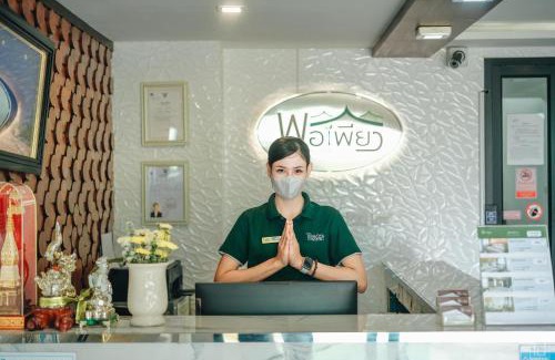 Nai Muang Hotel | Discover Porpiang Hotel: Family-Friendly & Accessible Stays