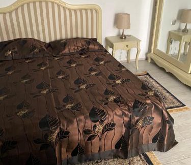 Halq al Wadi Apartment | Affordable Getaway with Family-Friendly Amenities