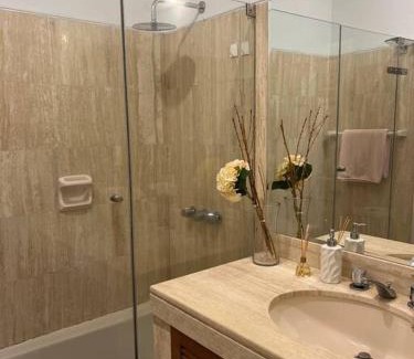 Santa Cruz Apartment | Experience the Beauty of Frente a Mar with Family-Friendly Amenities