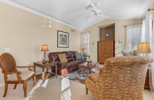 Diplomat House | Oceanfront Condo Concordia Gem with Pool & Spa Amenities