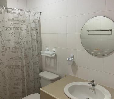 Kathu Apartment | Budget-Friendly Stay at 84 Bar & Guest House with Pool