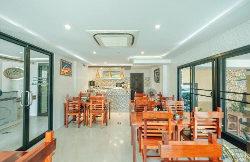 Nai Muang Hotel | Discover Porpiang Hotel: Family-Friendly & Accessible Stays