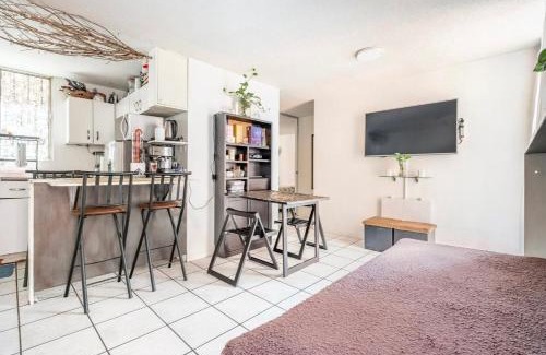 Santa Maria la Ribera Apartment | Cozy Apartment in the Heart of the City - Family Friendly
