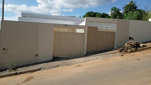 Mae de Deus Apartment | Pet-Friendly Stay at Casa em Governador Valadares