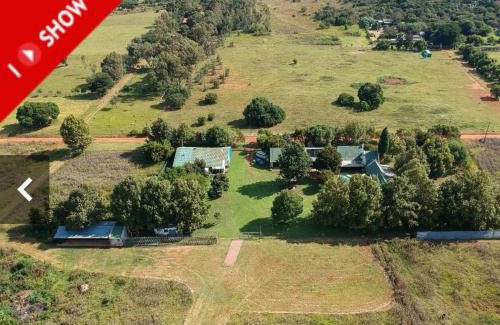 Eikenhof House | Discover The Stix Country Home: Family-Friendly Retreat