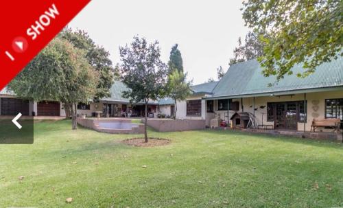 Eikenhof House | Discover The Stix Country Home: Family-Friendly Retreat