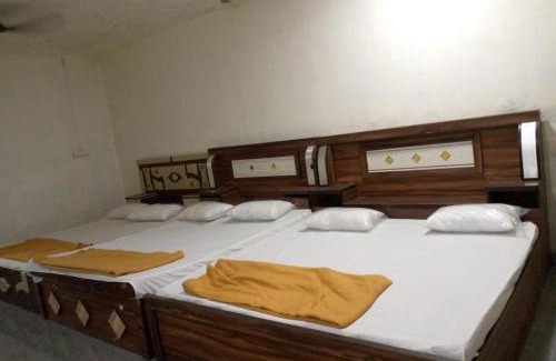 Amarnath House | Pet-Friendly Escape at Sayali Resort with Pool Access
