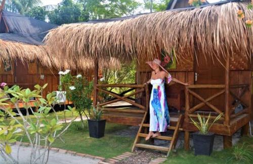 Berakit Cabin | Scenic Bintan Brzee Beach Bungalow with Ocean Views