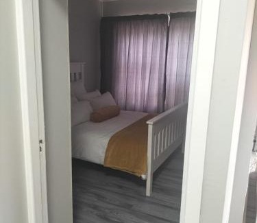George House | Budget-Friendly Getaway for Families with Top Ratings