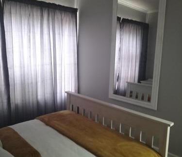 George House | Budget-Friendly Getaway for Families with Top Ratings