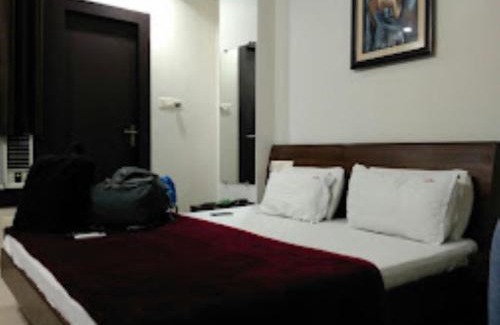 Maharana Pratap Nagar Hotel | Comfortable Stays at Hotel Aditya Residency - Family-Friendly
