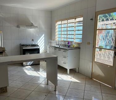 Residencial Oliveira House | Incredible Casa with Snooker: Pet & Child Friendly Retreat