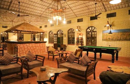 Chhatarpur Resort | Discover Naaharbagh Rajgarh: Family-Friendly Retreat