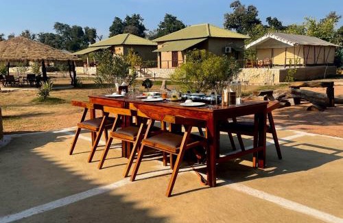 Chhatarpur Resort | Discover Naaharbagh Rajgarh: Family-Friendly Retreat