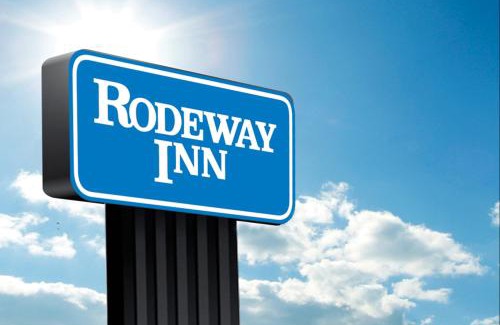 Sumter Hotel | Budget-Friendly Rodeway Inn with Pet and Child Amenities