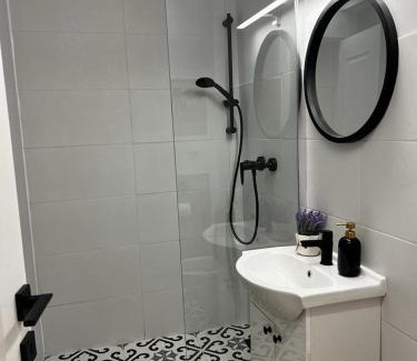 Calugareni Apartment | Cozy Apartment for Your Next Adventure Awaits You
