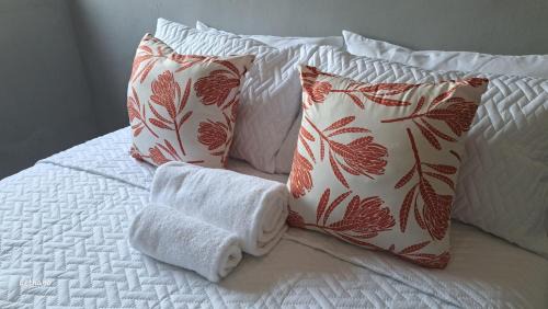 Matibidi House | Cozy Matibidi Guest Lodge with Breakfast & Family-Friendly Perks