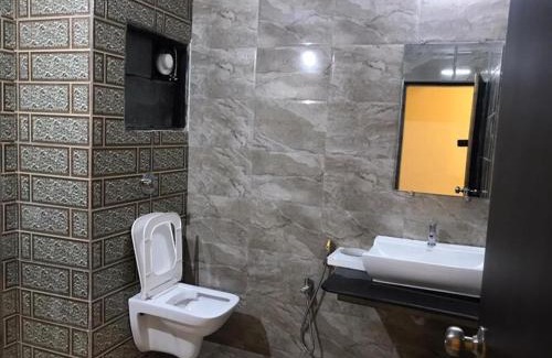 Mahabaleshwar Hotel | Pet-Friendly Retreat at Balaji Resto and Stay