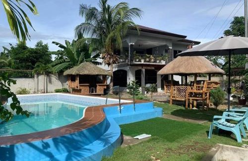 Moalboal House | Pet-Friendly Bliss at WCW Auberge with Pool Access