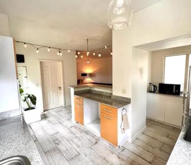 Trianon Apartment | Comfortable Suite in the Heart of Ebene - Family Friendly