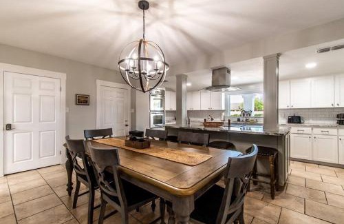Bay Area House | Escape to Sail Away: Your Perfect Coastal Pool Retreat