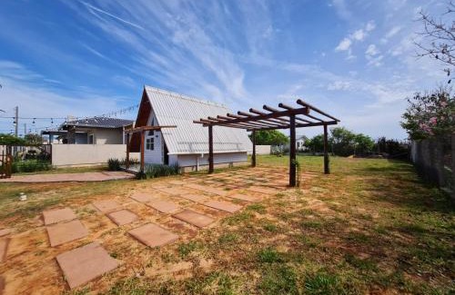 Arroio do Sal House | Pet-Friendly Stay at Cabana Refúgio Casa do Sol Retreat