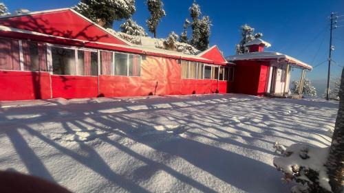 Tehri Range House | Pet-Friendly Bagheecha Homestay with Breakfast & Dining