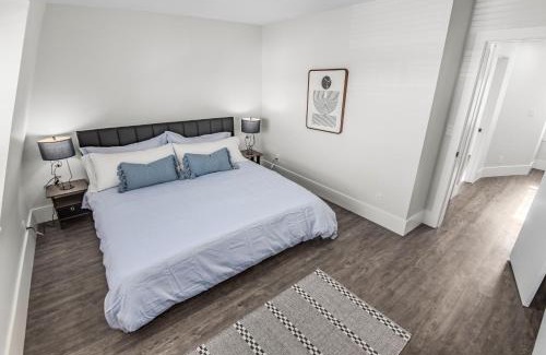 Trinity - Bellwoods Hotel | Comfortable 3-Bedroom Retreat Near Trinity Bellwoods