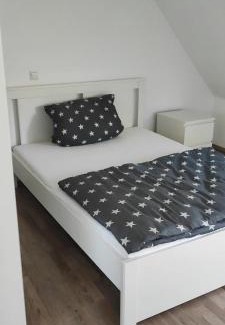 Lippstadt Apartment | Pet-Friendly Wohnung Lippstadt: Ideal Family Retreat