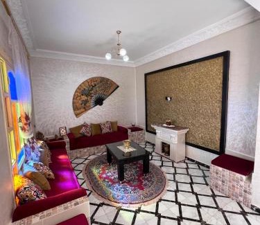 Al Ouidane Villa | Discover الشويطر: Family-Friendly Stay with Pool Access