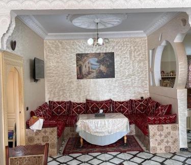Al Ouidane Villa | Discover الشويطر: Family-Friendly Stay with Pool Access