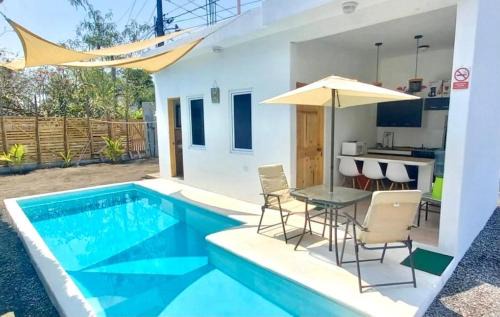 Monterrico Apartment | Ola Azul: Beachfront Apartment with Pool and Ocean Views