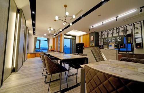 Magong House | Unforgettable Bay Star B&B: Family-Friendly with Hot Tub